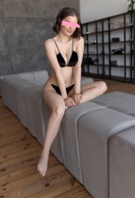 Sandra, 75015